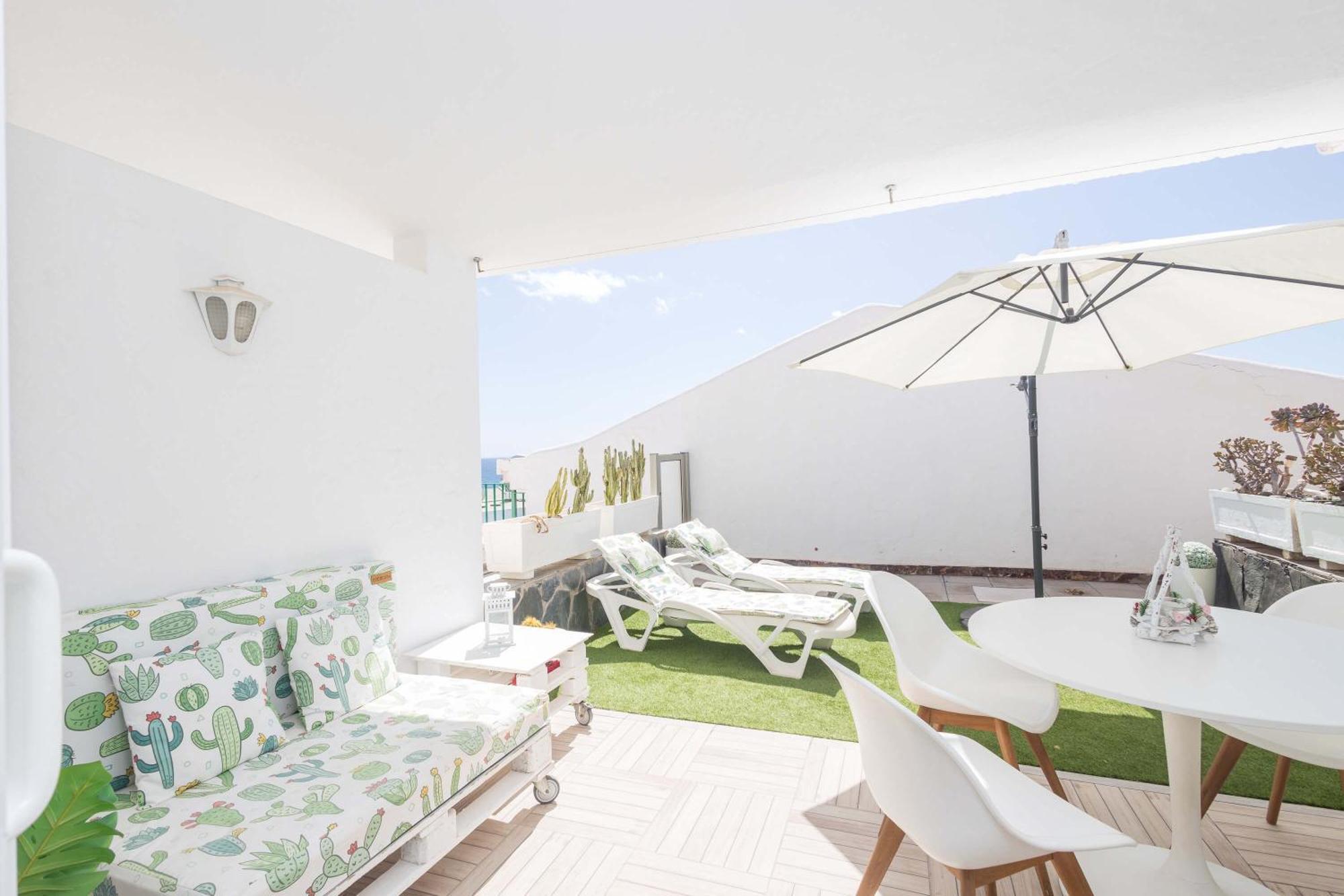 Playa águila Terraza Piscina By Lightbooking *